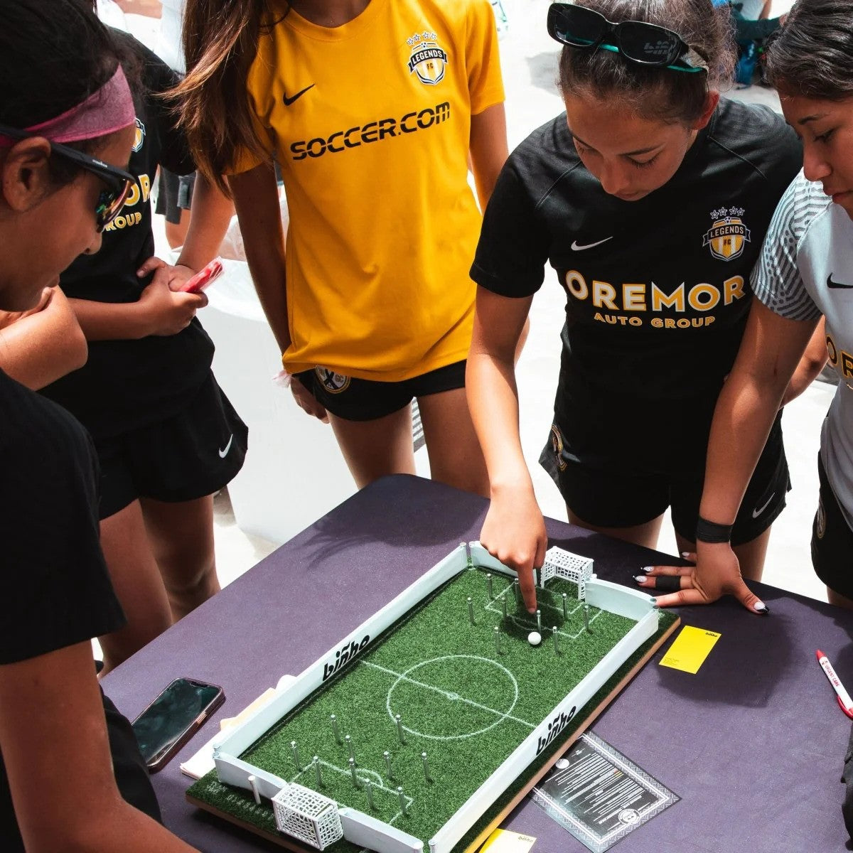 Binho Classic Green Turf Soccer Game