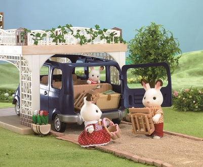 Calico Critters Family Seven Seater Mini Van