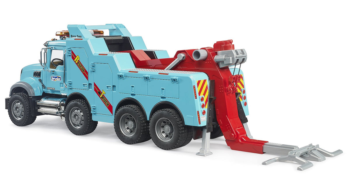 MACK Granite Recovery and Towing Truck