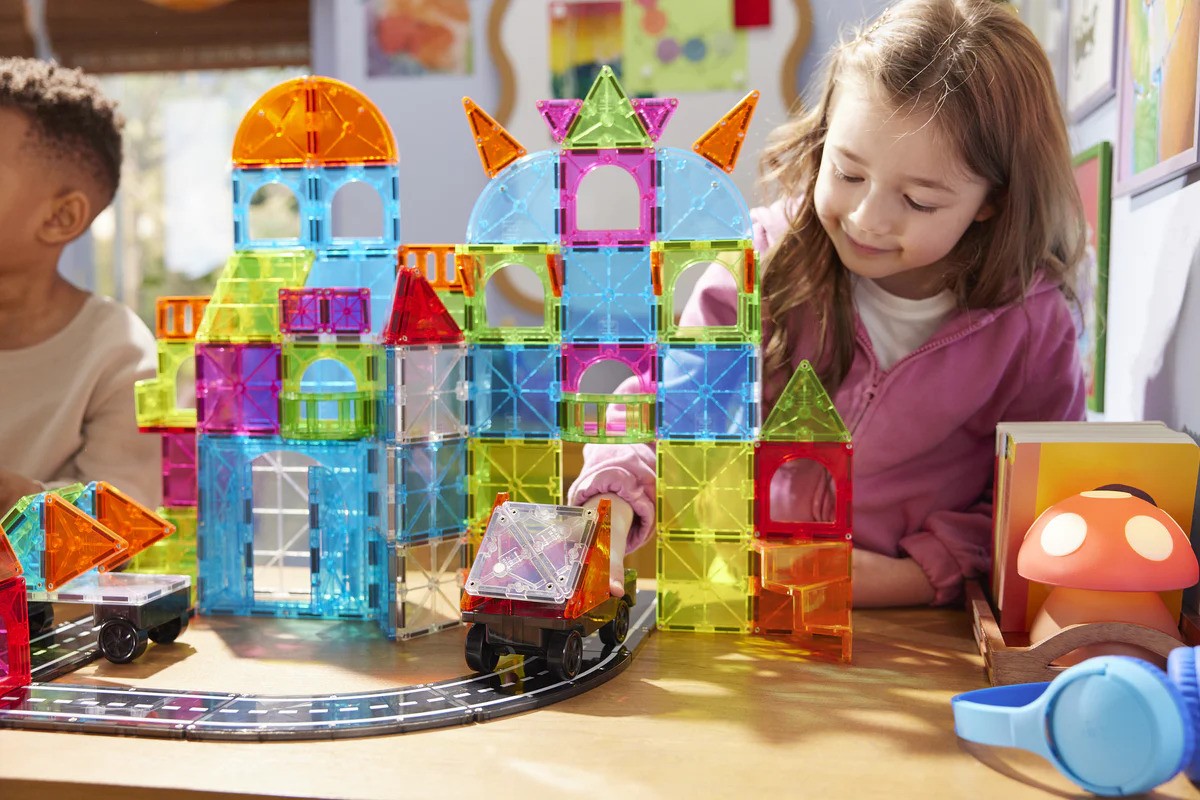Magna-Tiles City Center 110 Piece Set
