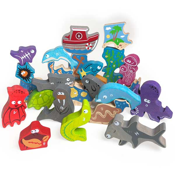 Ocean A to Z Puzzle & Playset