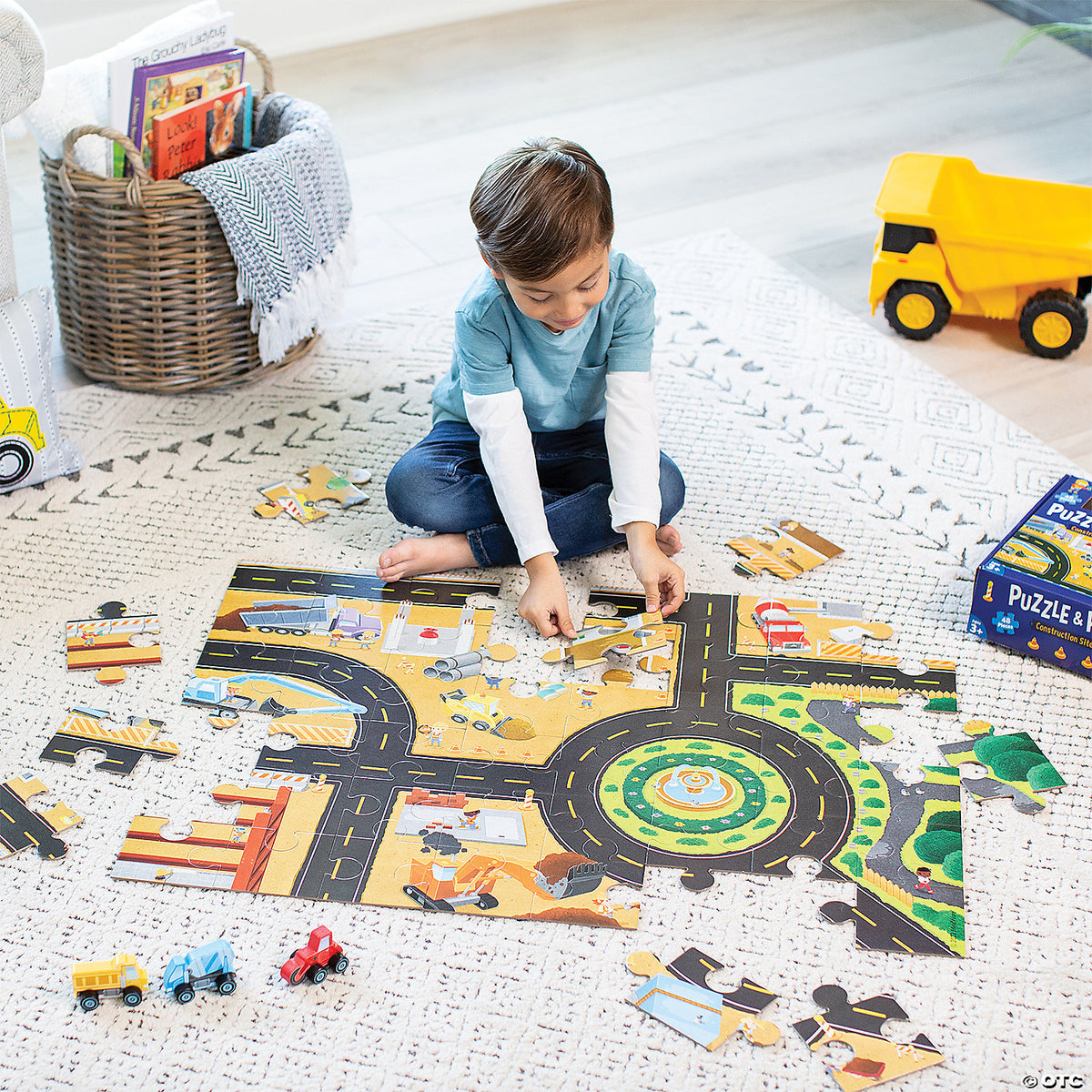 Puzzle & Play: Construction Site