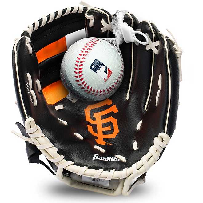 SF Giants Glove & Ball Set