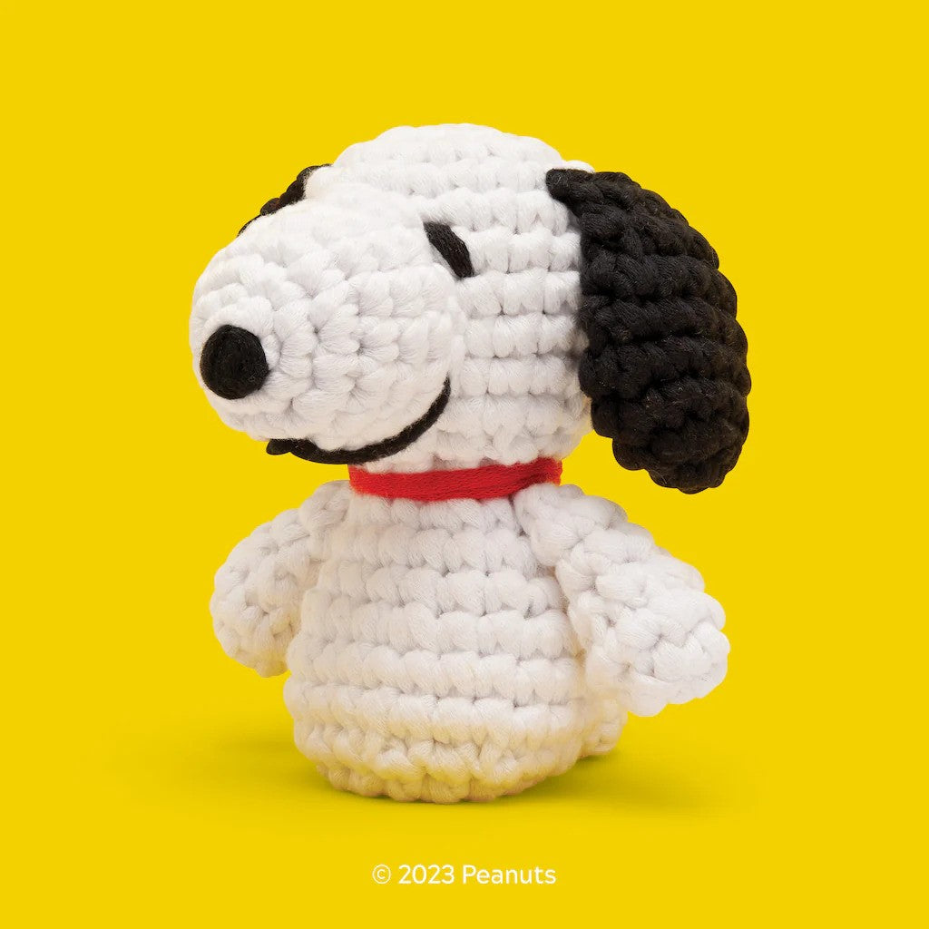 Snoopy Peanuts Woobles Crochet Kit