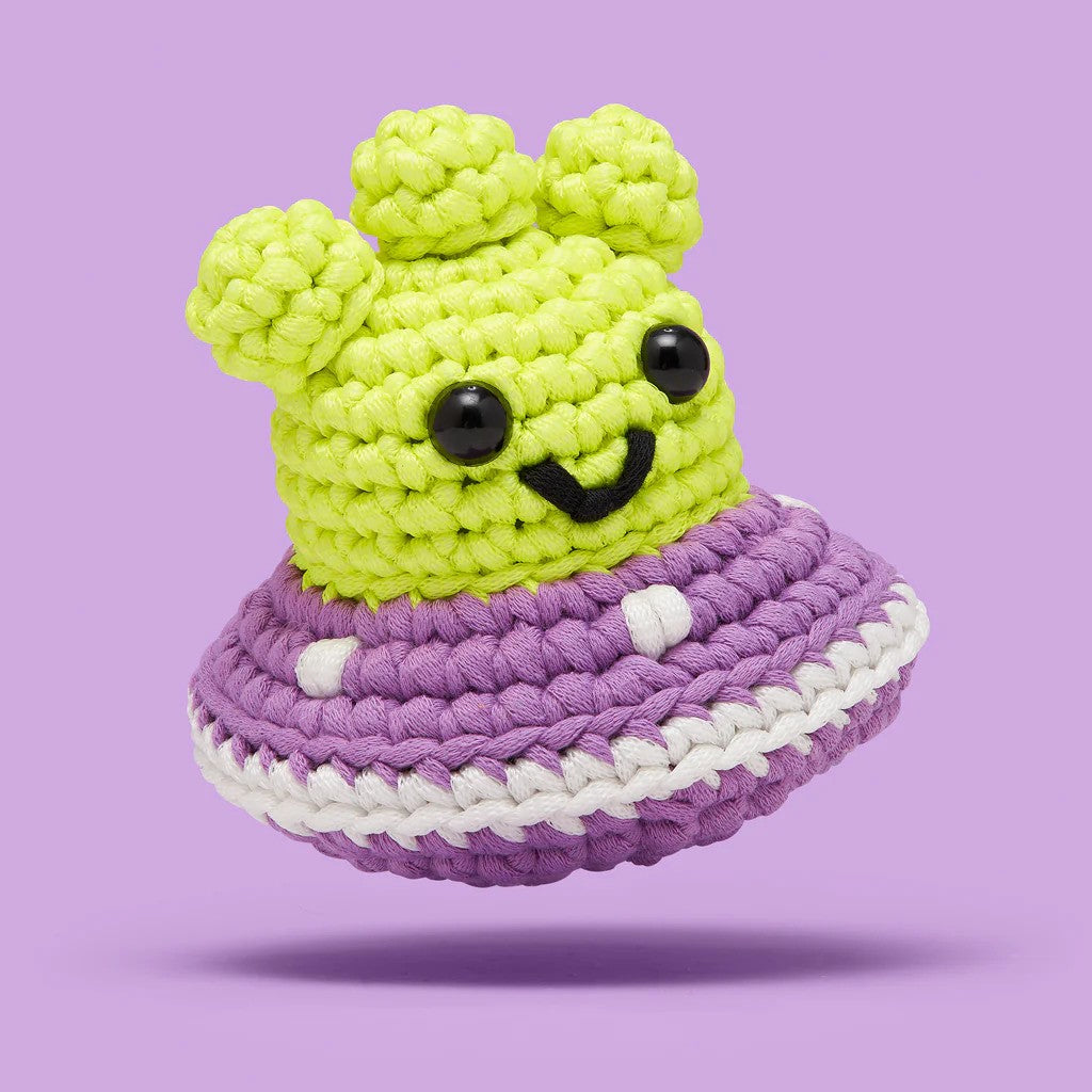 Wibbit the Neptunian Alien Woobles Crochet Kit